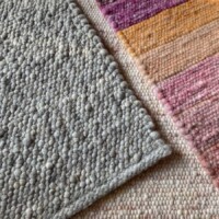 Handgewebter Teppich